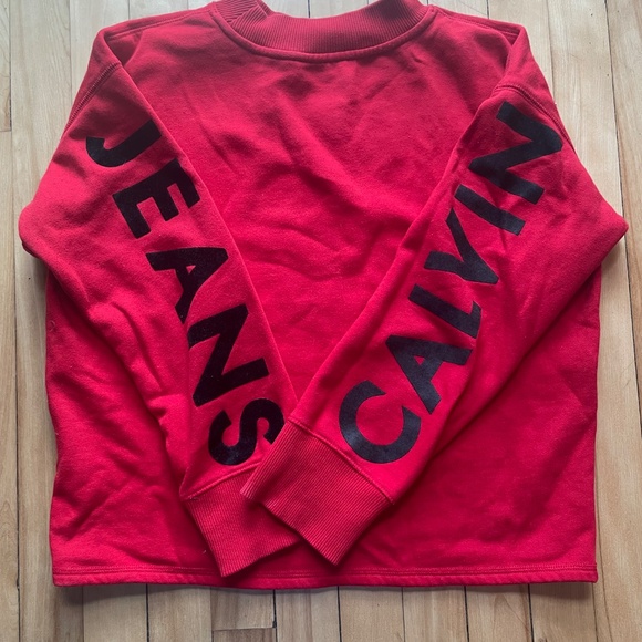 Clavin Klein Jeans Cherry Red Sweatshirt - Picture 2 of 4